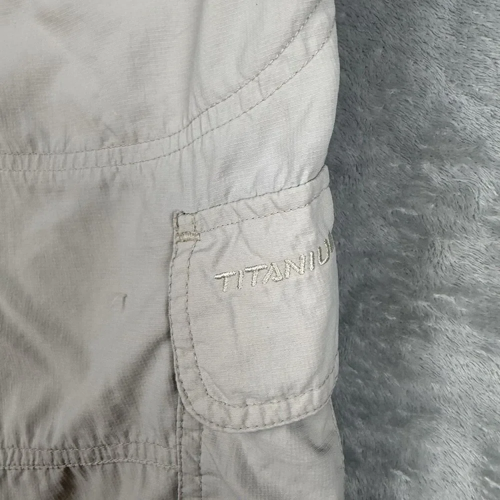 Columbia Titanium Cargo Shorts Men’s Small Beige Khaki Nylon Hiking Outdoor